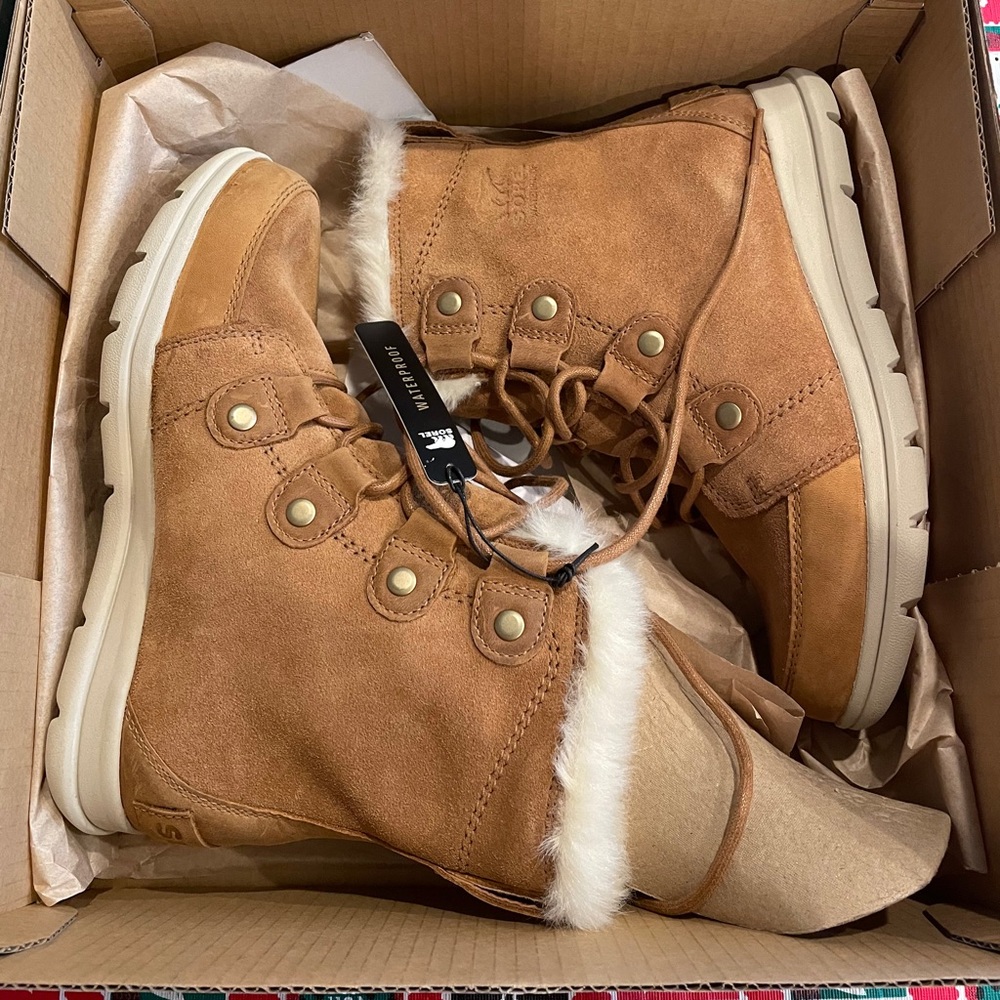 COPY - Brand New Sorel Joan Explorer boots